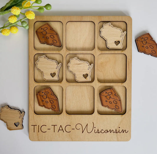 Tic-Tac-Wisconsin Game
